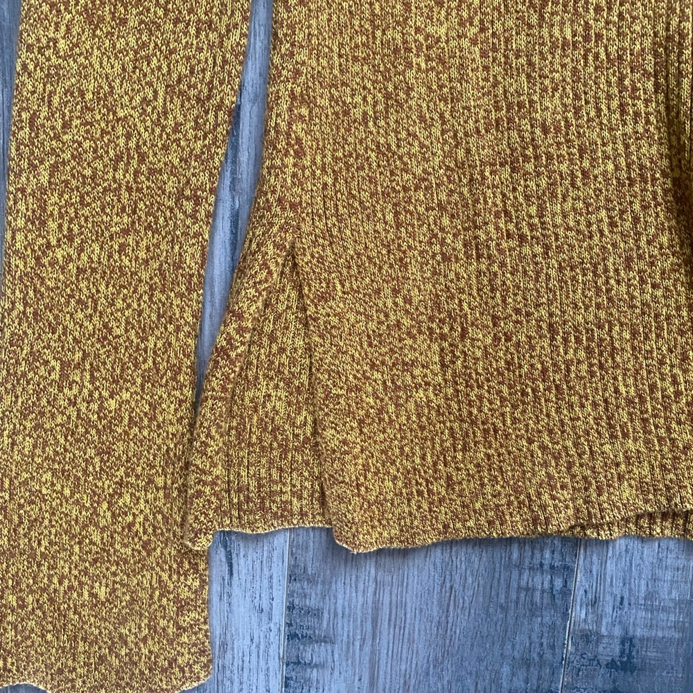 H&M Ribbed Sweater - Picture 2 of 6